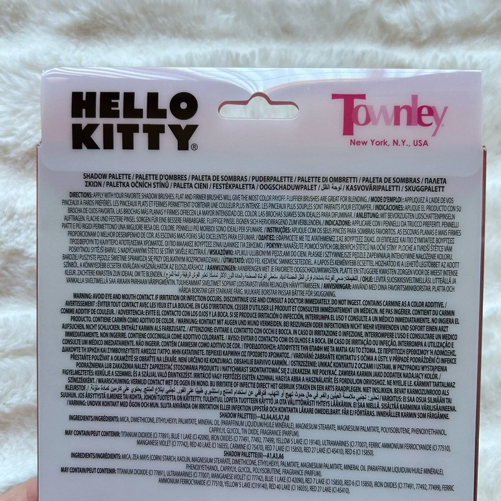 Townley Girl PETA Approved Sanrio Hello Kitty Eyeshdow Palette with Mirror